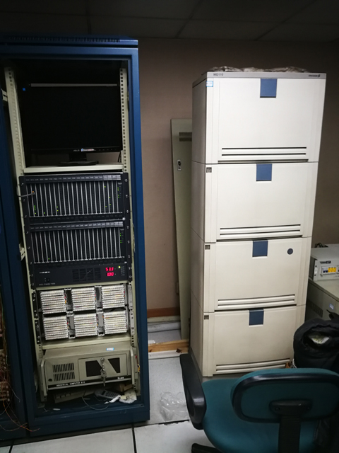 兩江麗景酒店程控交換機(jī)主機(jī)圖